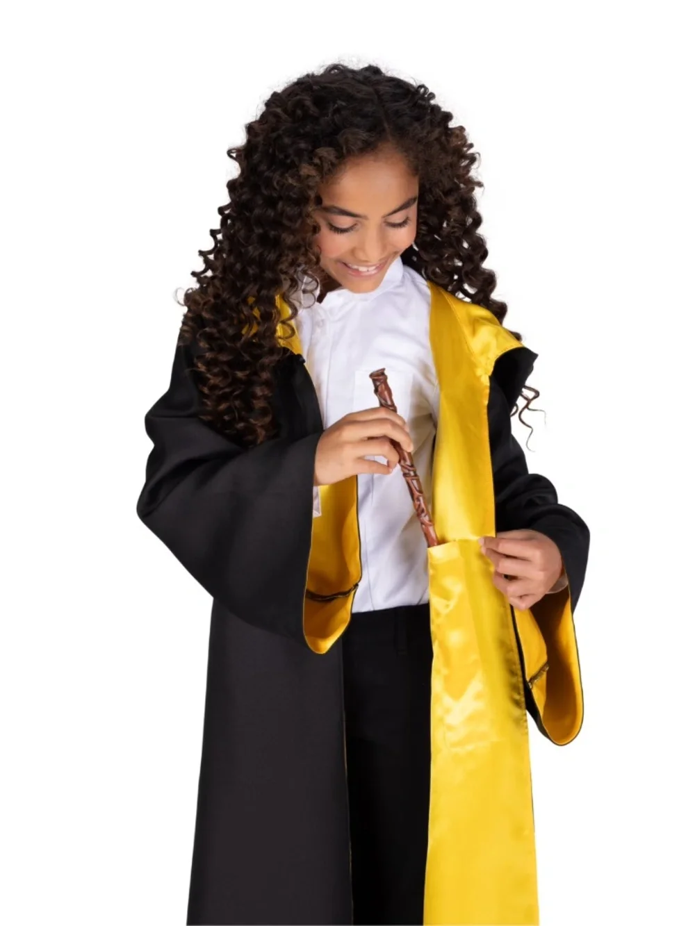 Harry Potter Iconic Dress Up Pretend and Play Hufflepuff Robe for Child Ages 10+